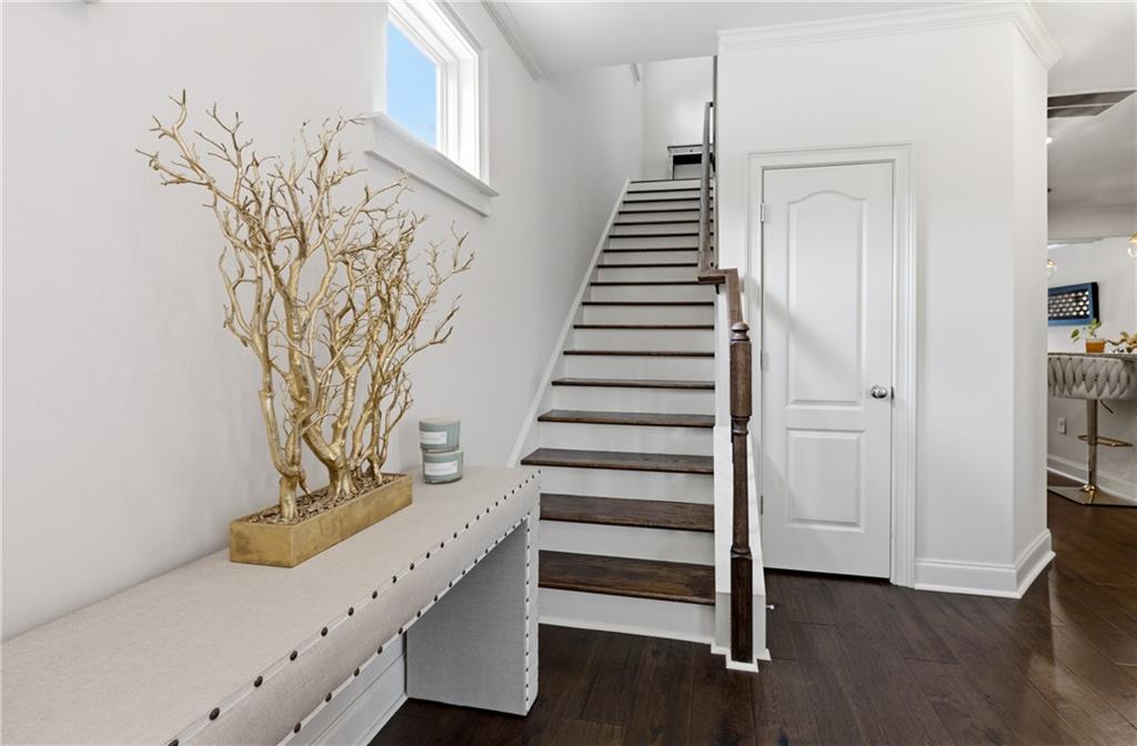 2272 Whiteoak Drive SE Unit 1