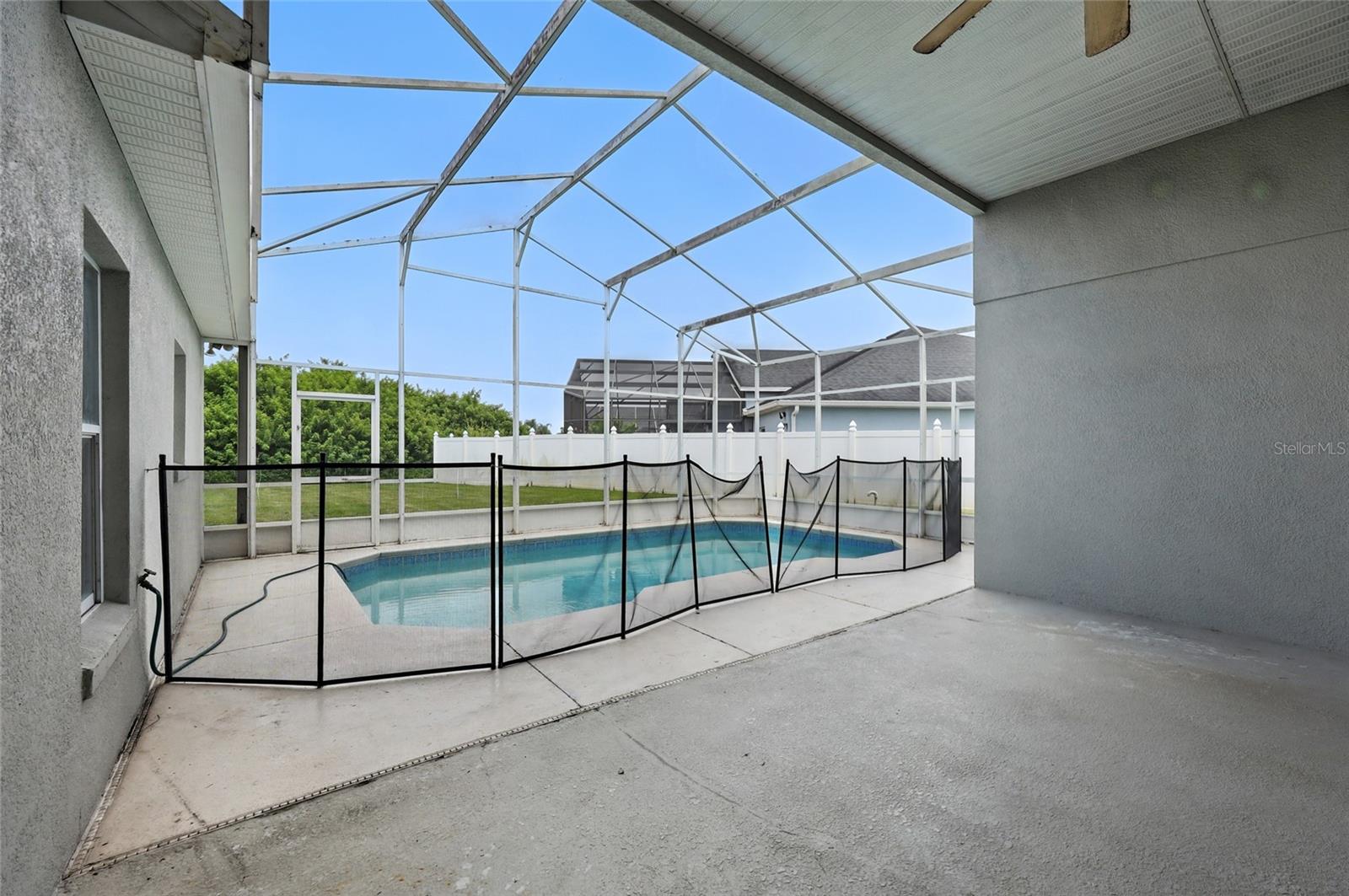 2601 ROUGHSIDE CIR