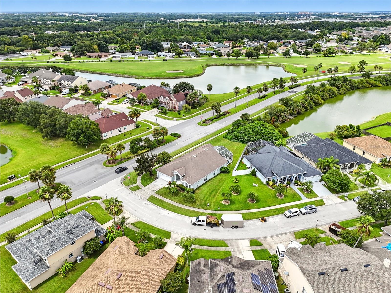 2601 ROUGHSIDE CIR