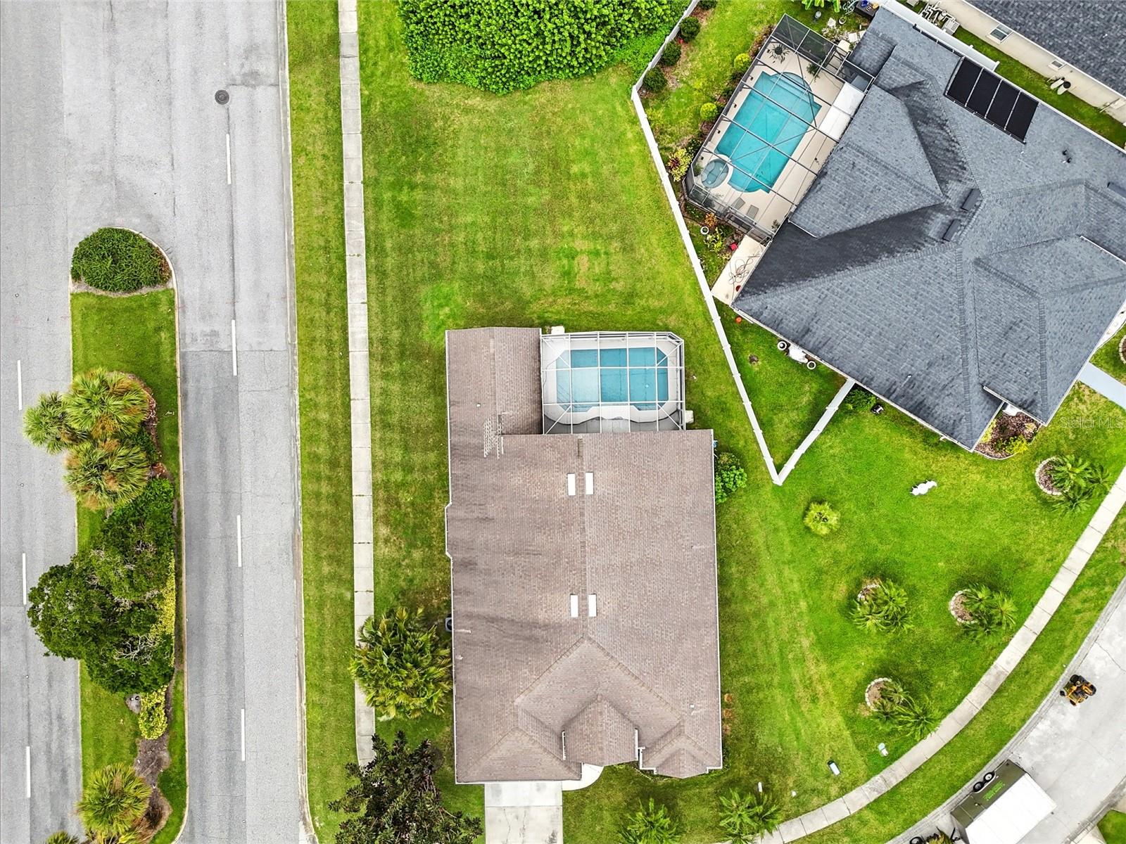 2601 ROUGHSIDE CIR