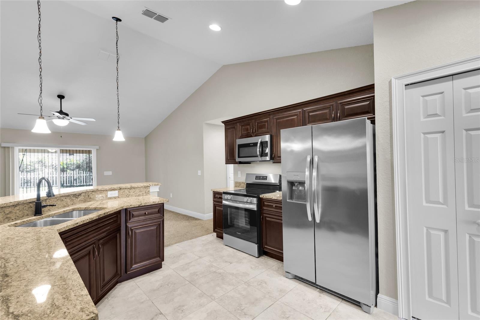 1645 SW 168TH LOOP