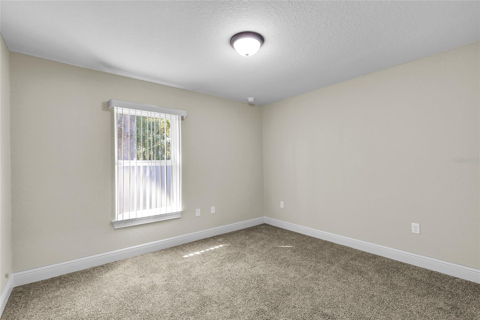 1645 SW 168TH LOOP