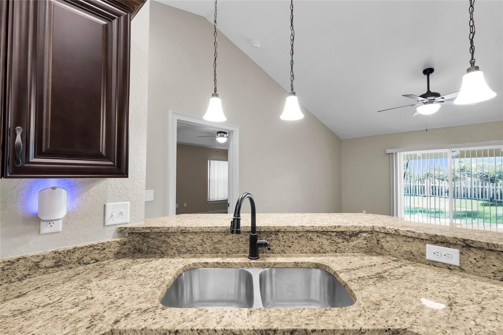 1645 SW 168TH LOOP