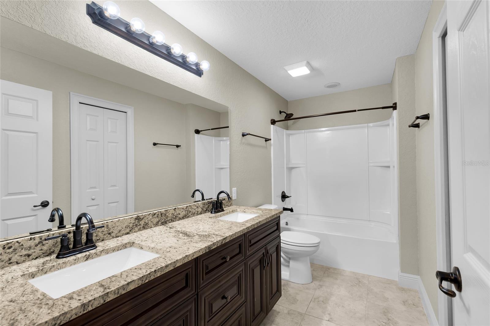 1645 SW 168TH LOOP