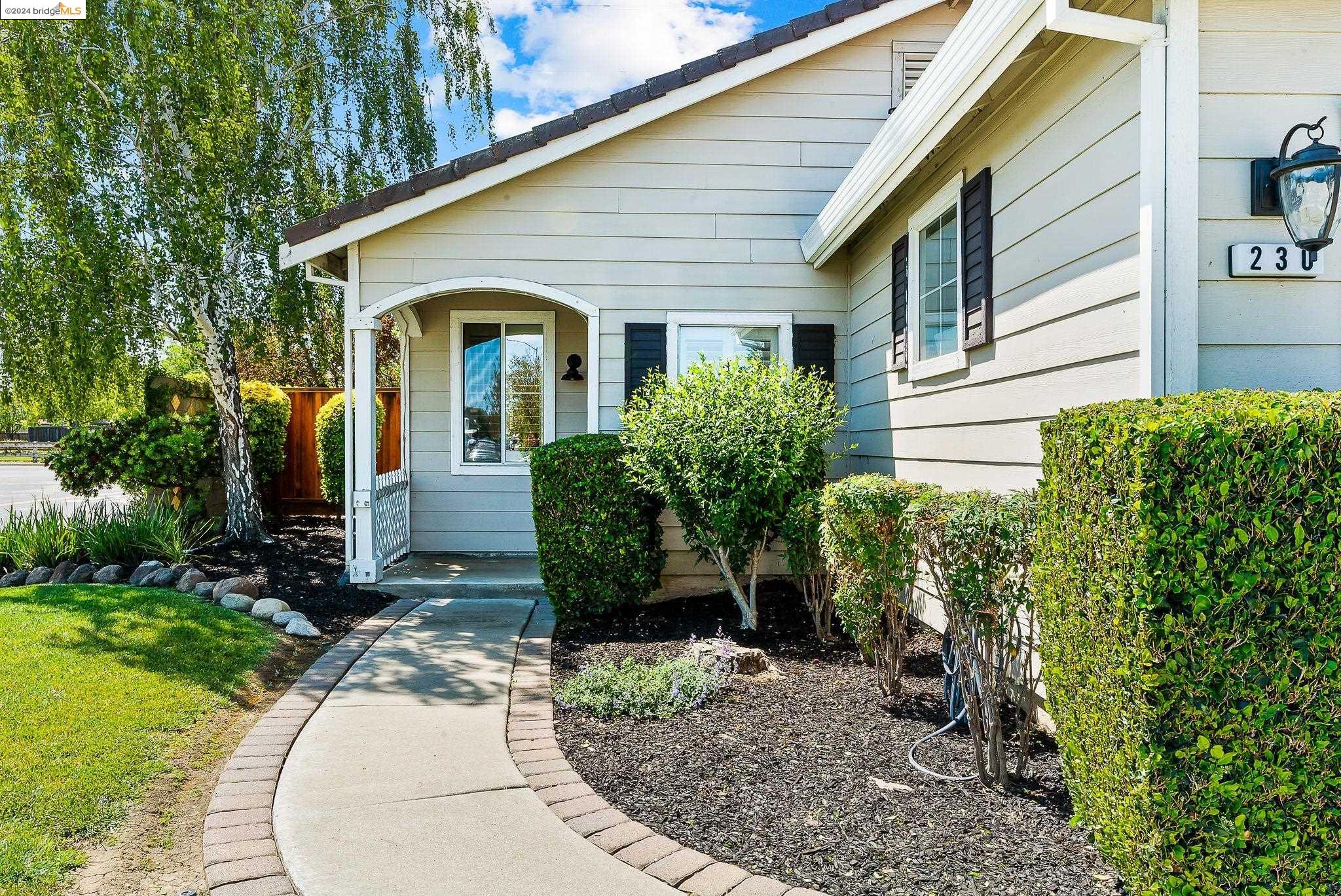 230 Twilight Ct