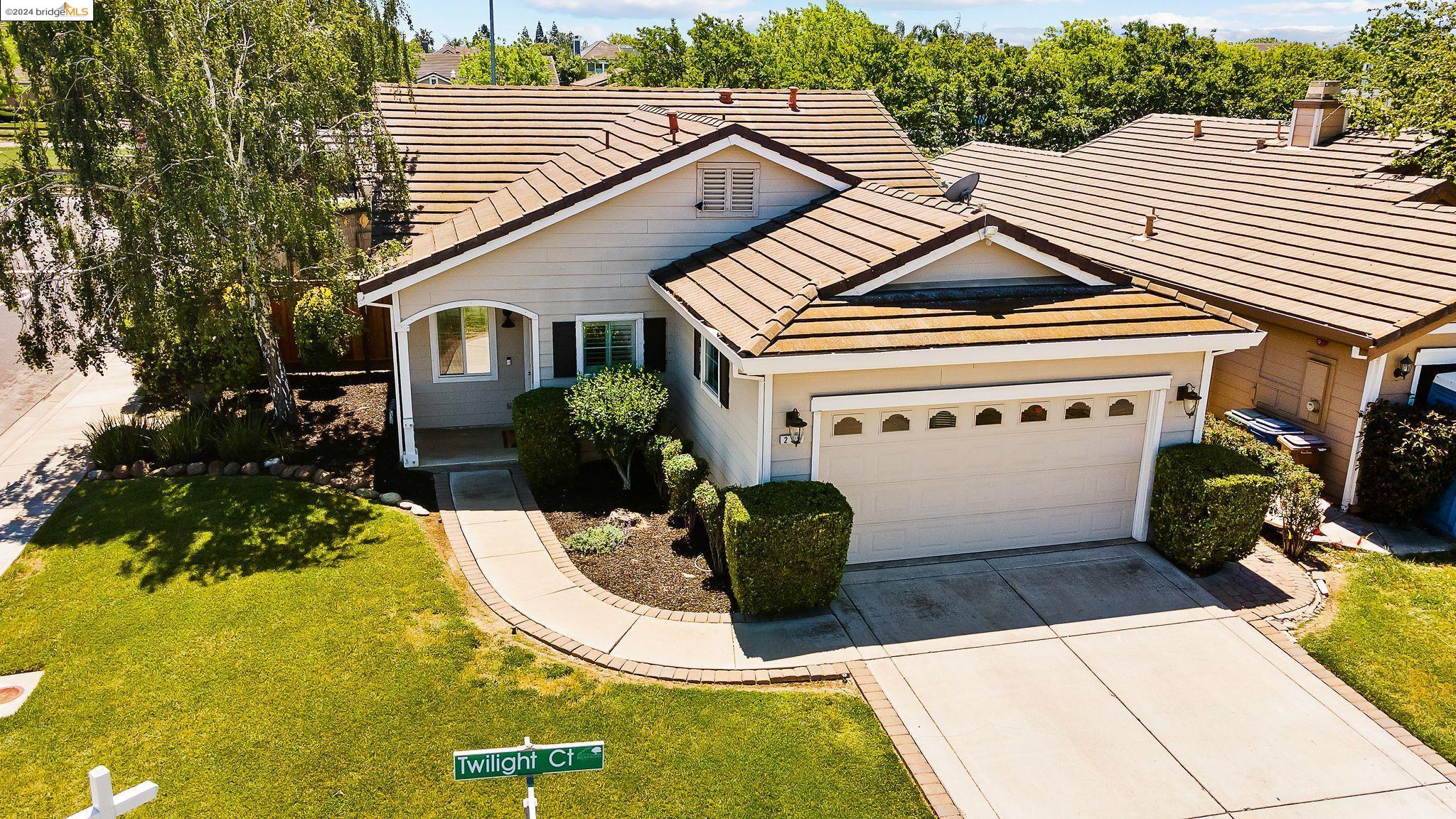 230 Twilight Ct