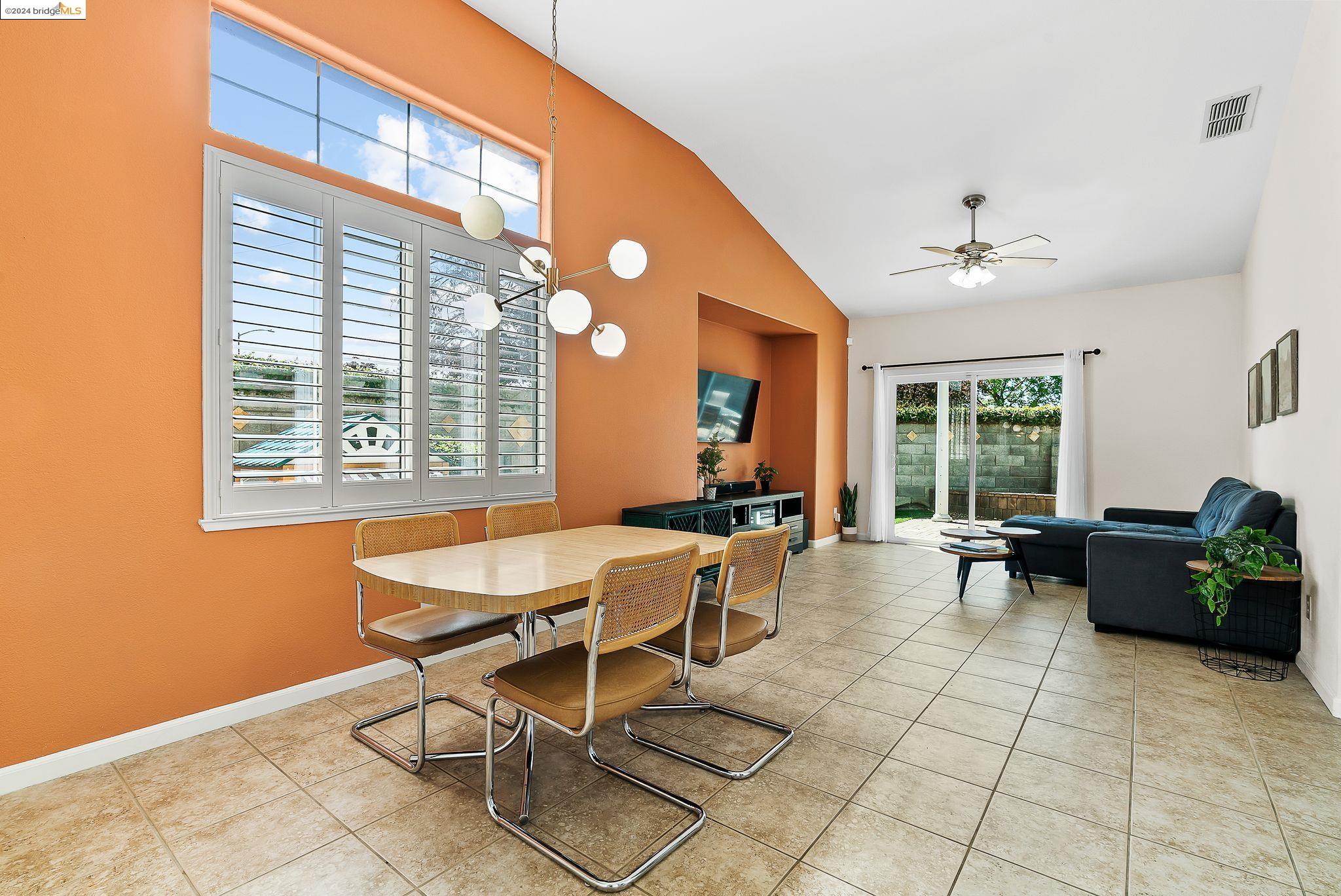 230 Twilight Ct