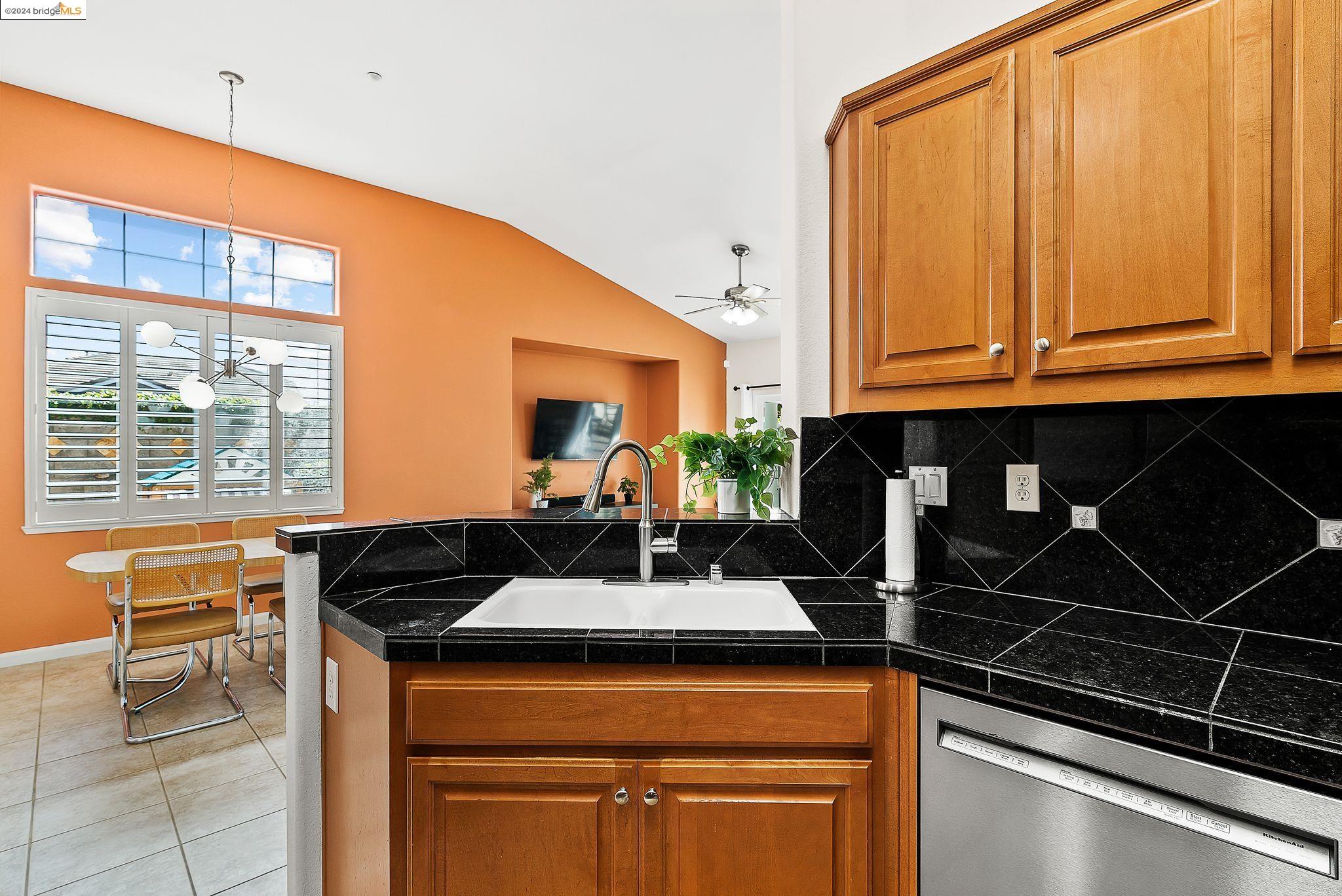 230 Twilight Ct