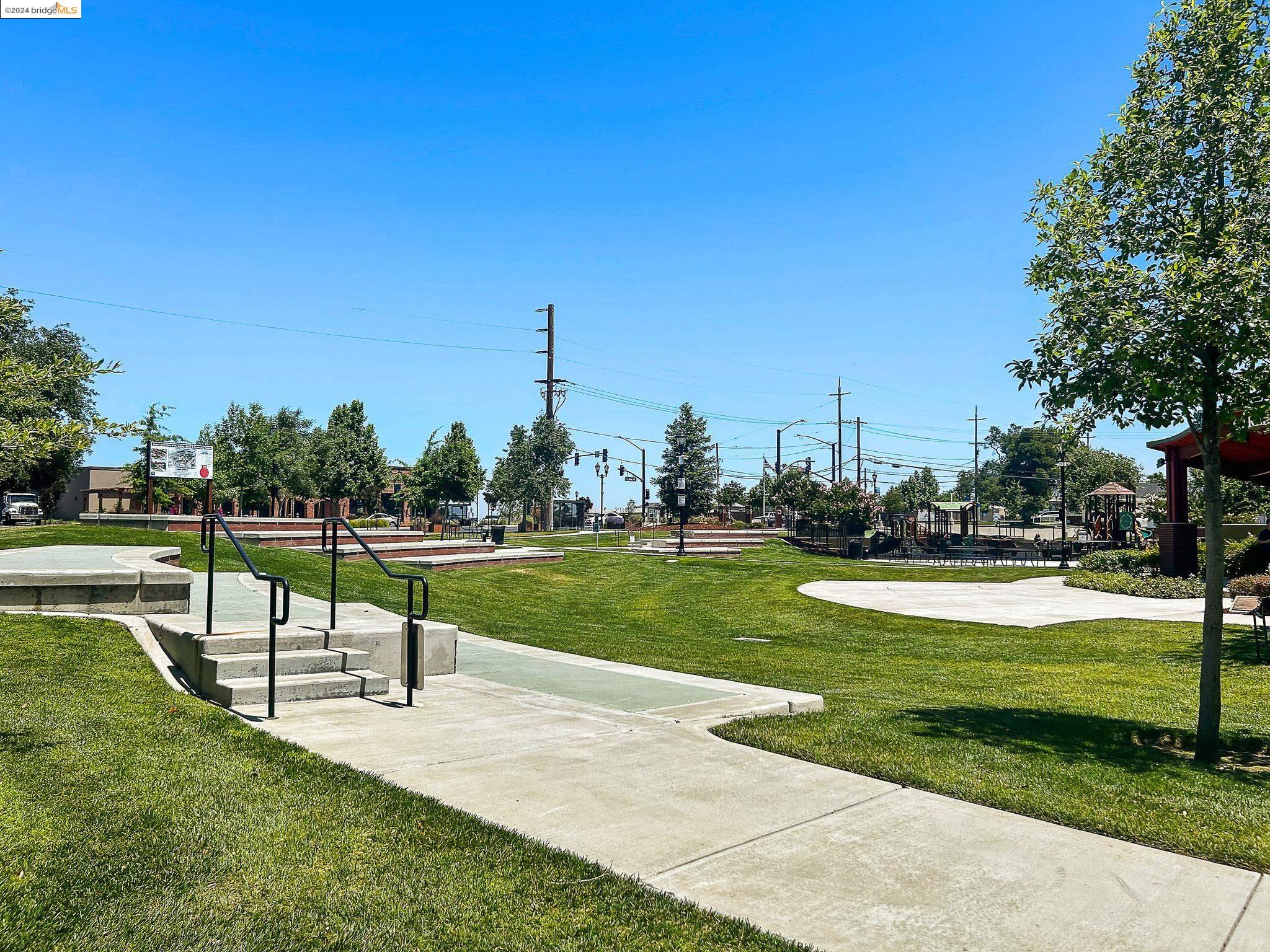 210 W Cypress Rd # 46