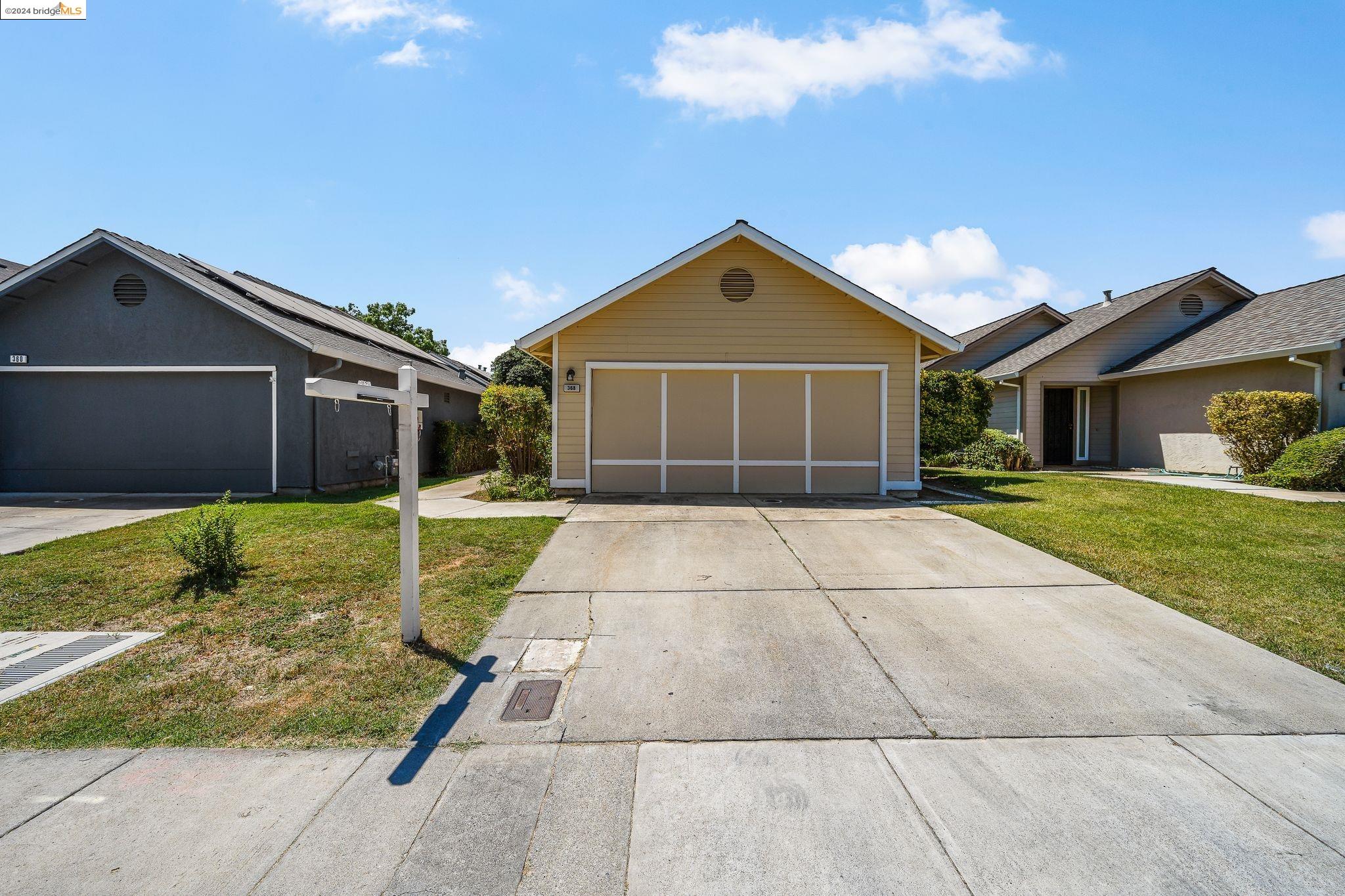 368 Grovewood Loop