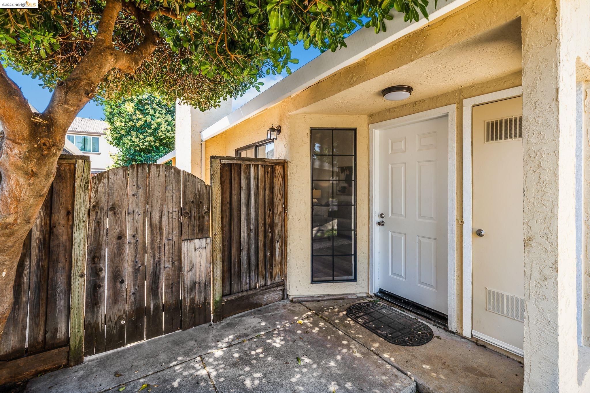 368 Grovewood Loop