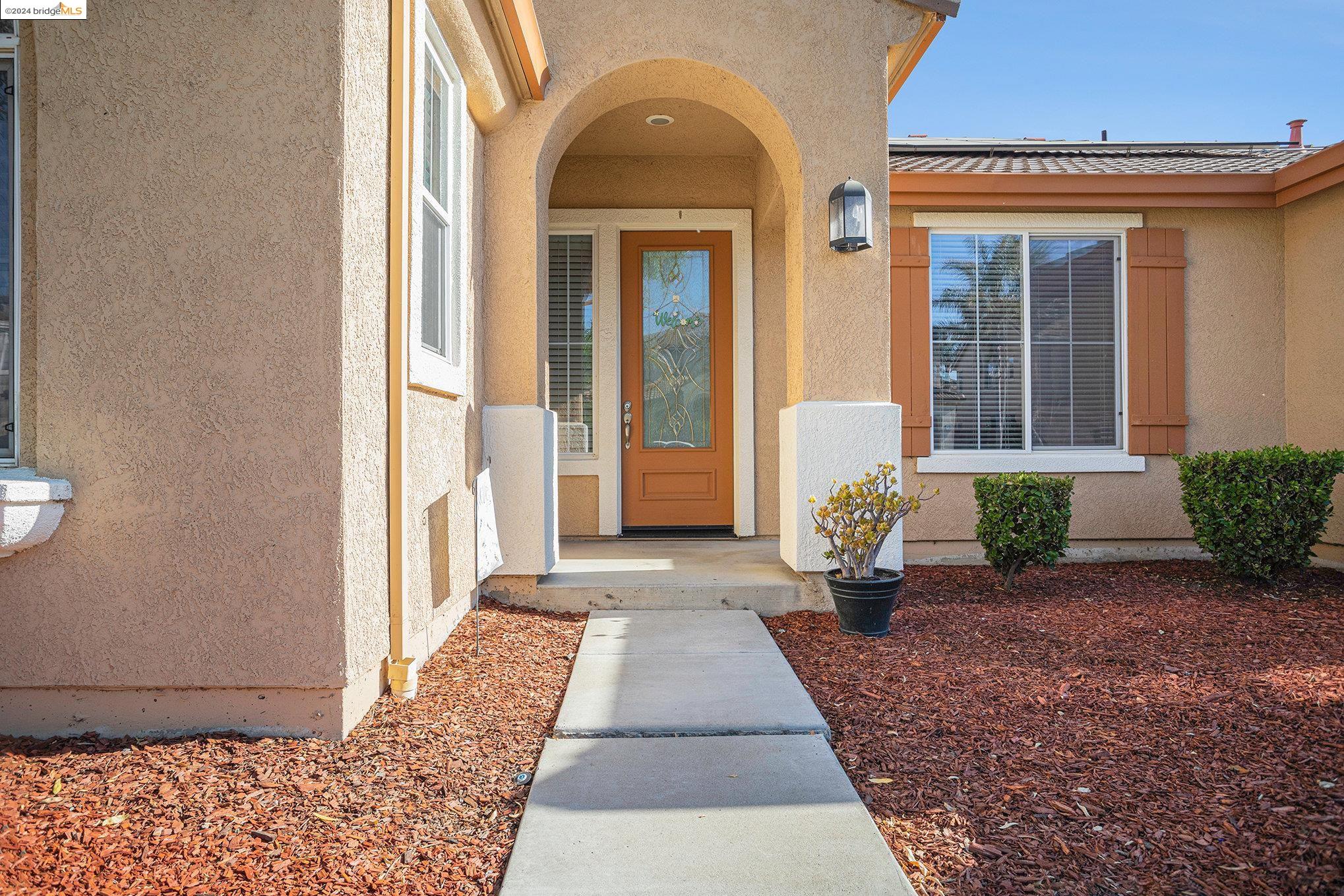 6817 New Melones Cir