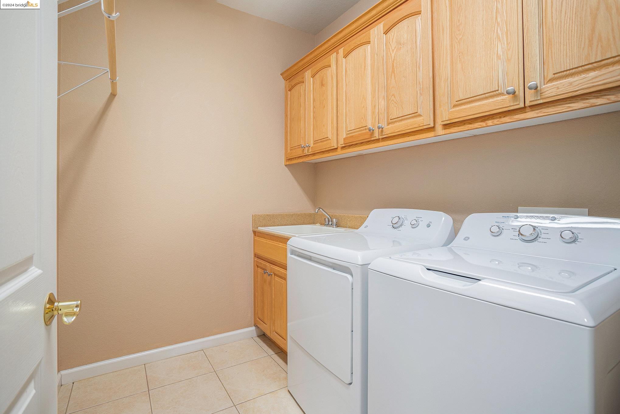 6817 New Melones Cir