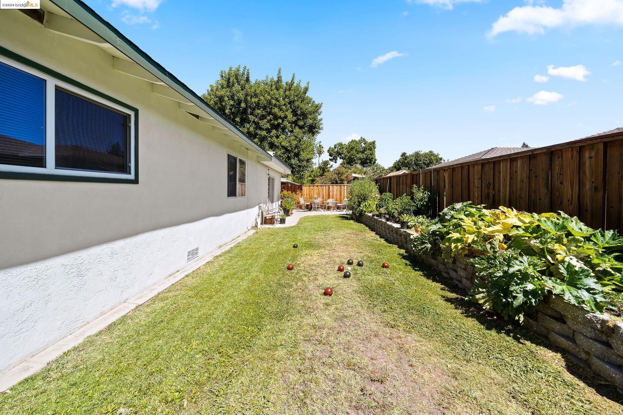 4055 Compton Ct