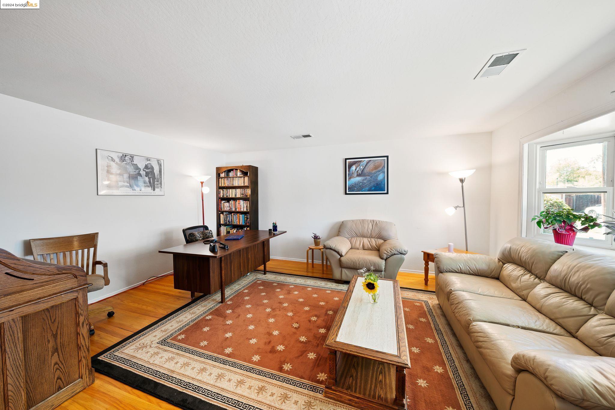 4055 Compton Ct