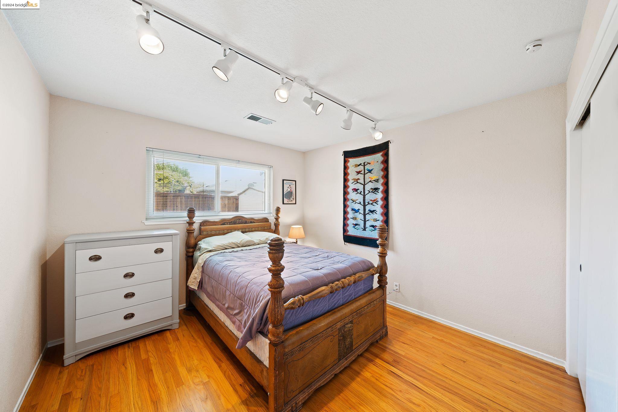 4055 Compton Ct