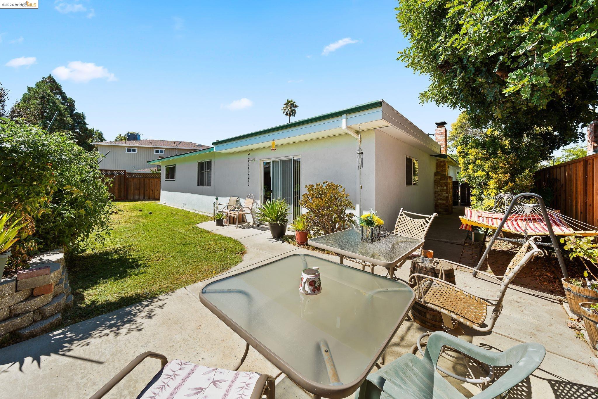 4055 Compton Ct