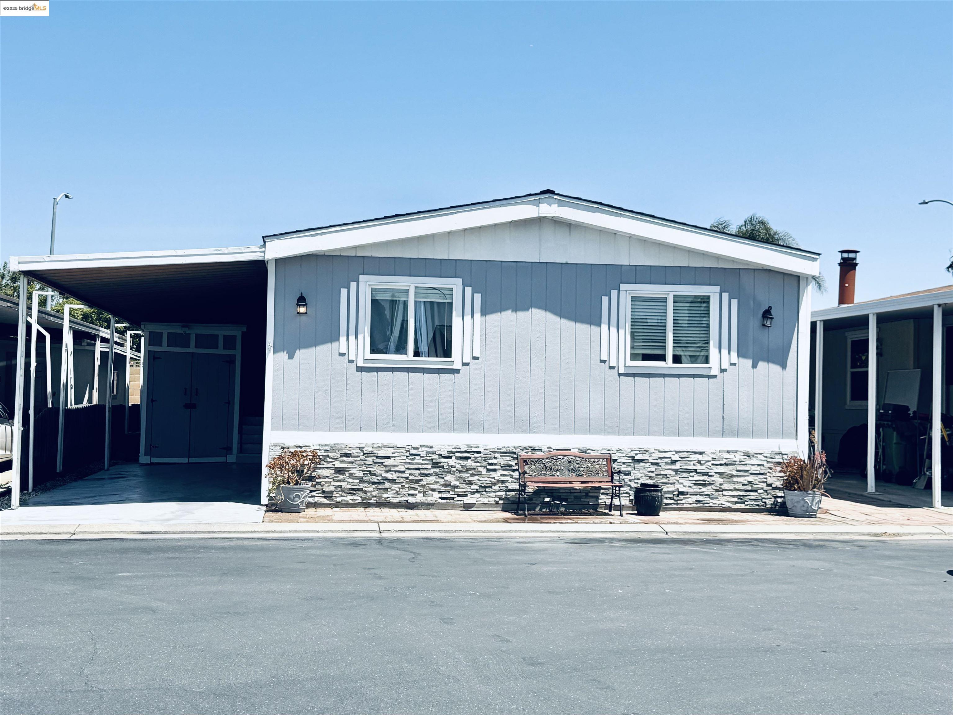 812 W CLOVER ROAD # 89