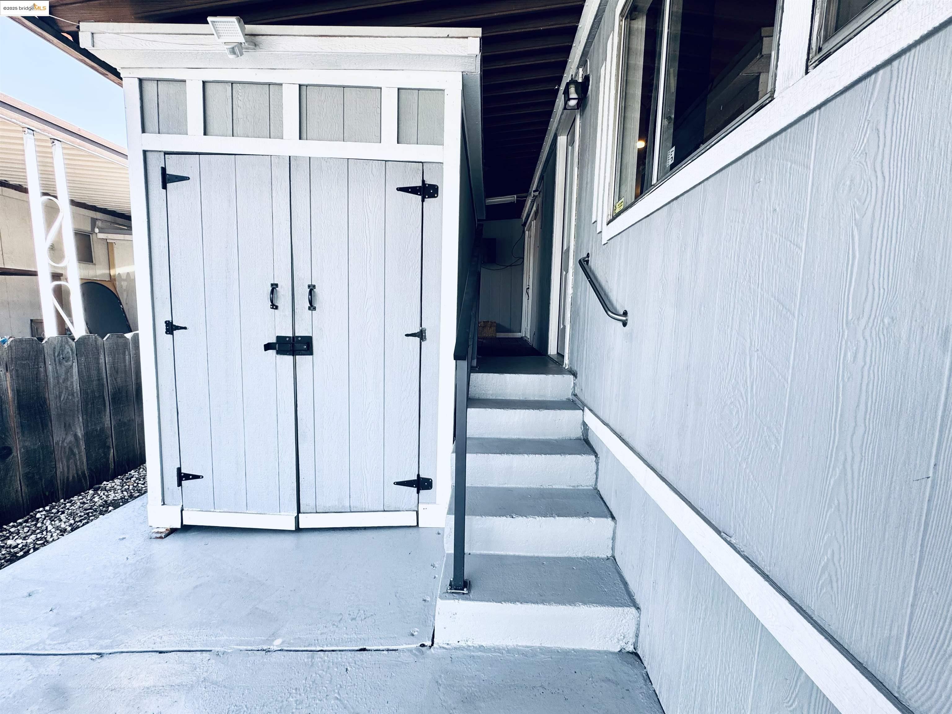 812 W CLOVER ROAD # 89