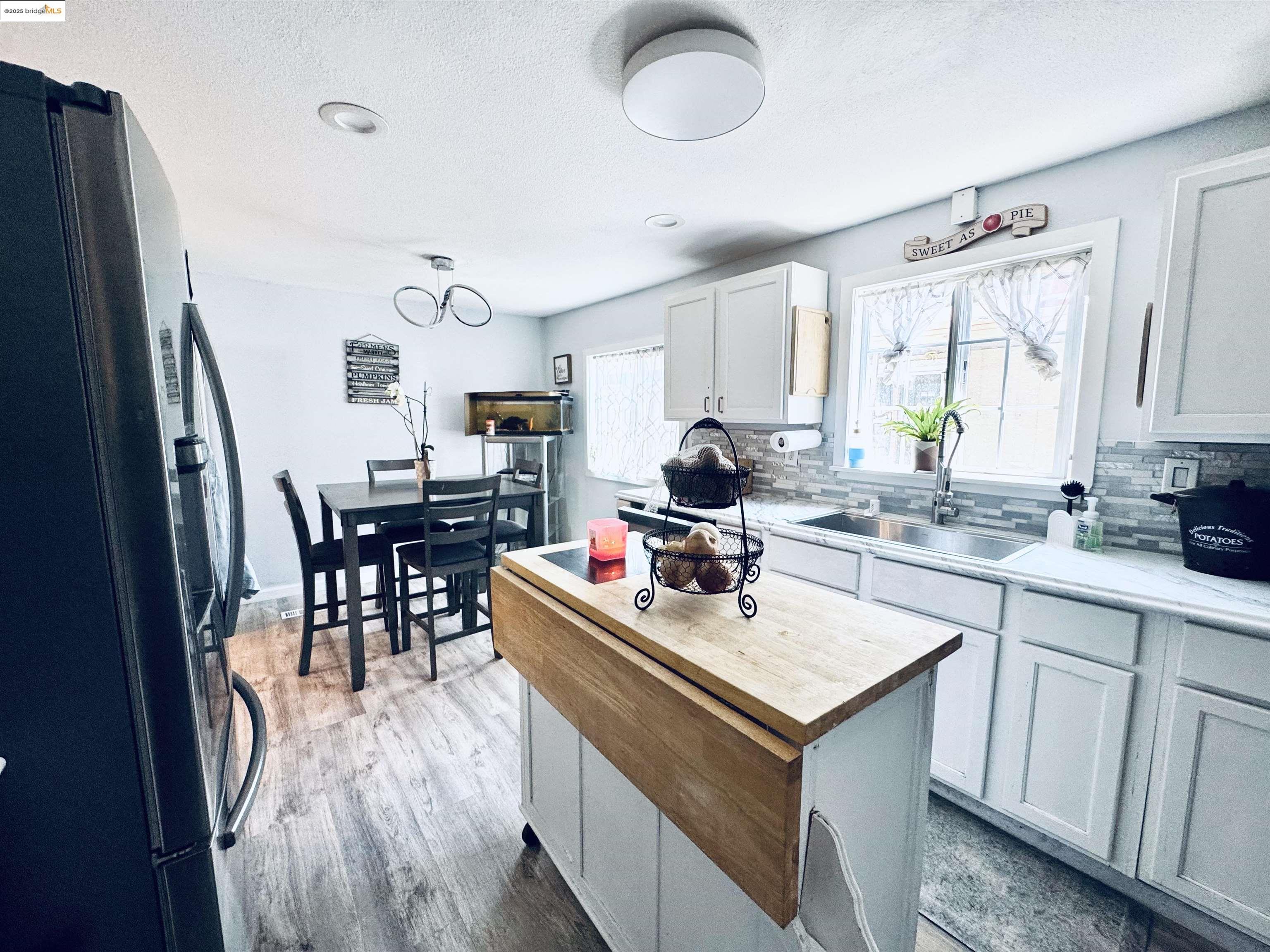 812 W CLOVER ROAD # 89