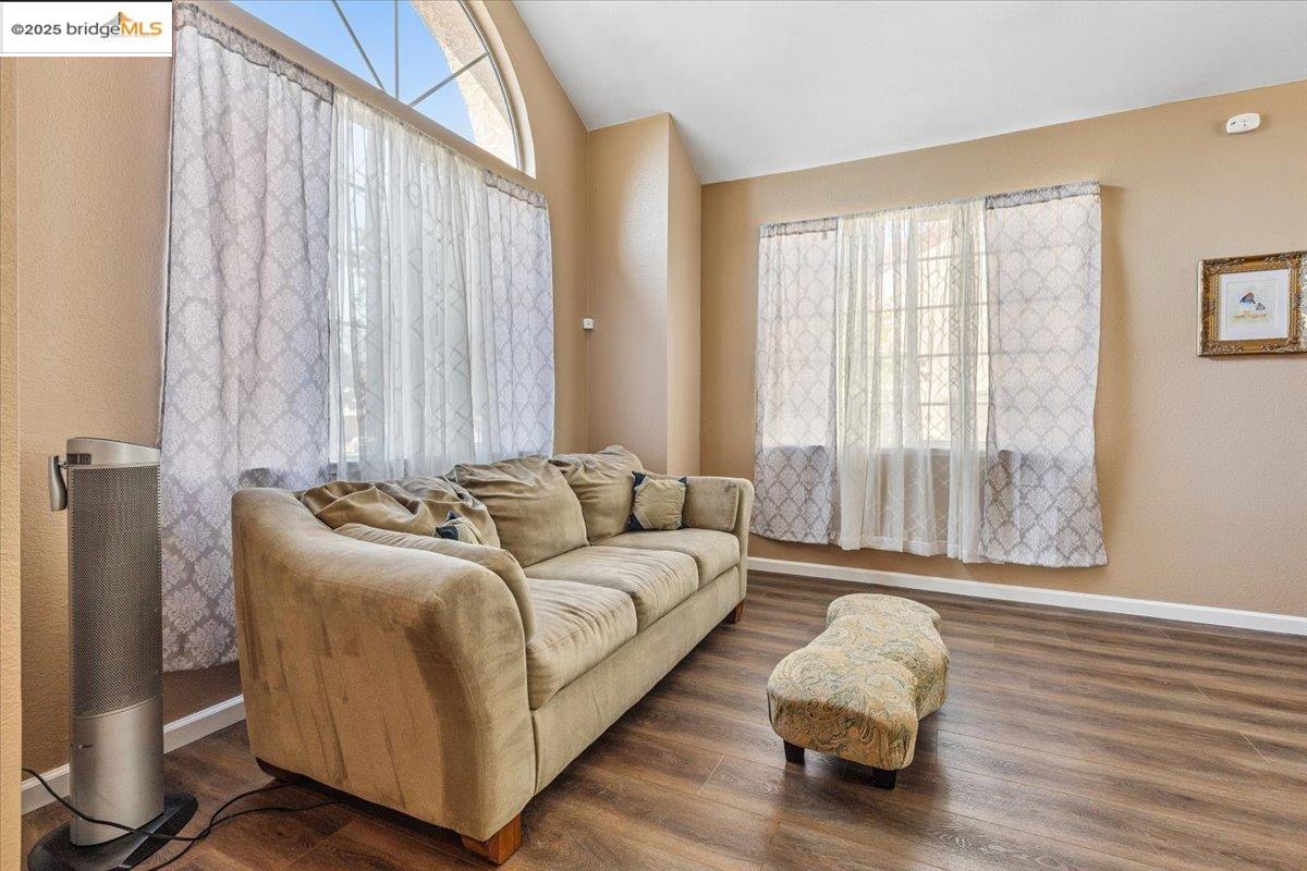 1531 Rutherford Ln