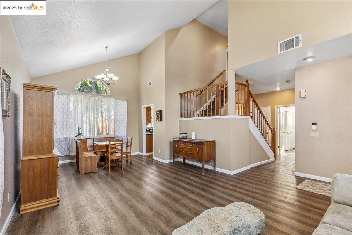 1531 Rutherford Ln