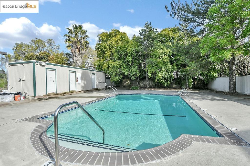 299 Shasta Dr # 9