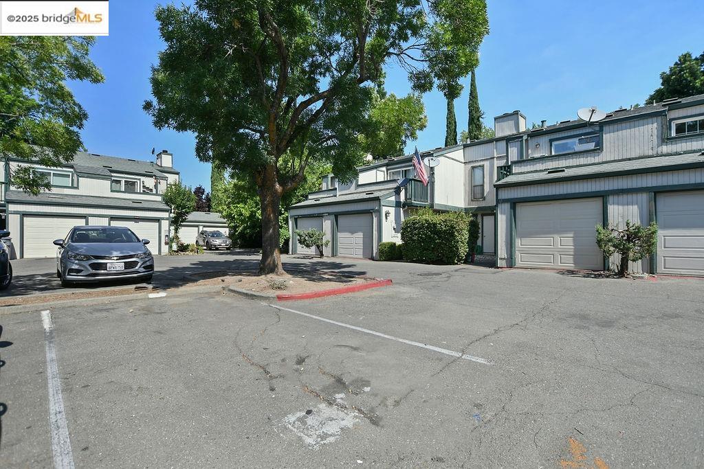 299 Shasta Dr # 9