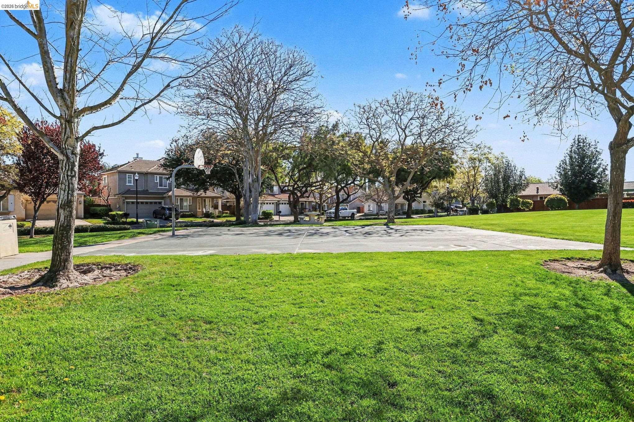 3092 Mills Dr