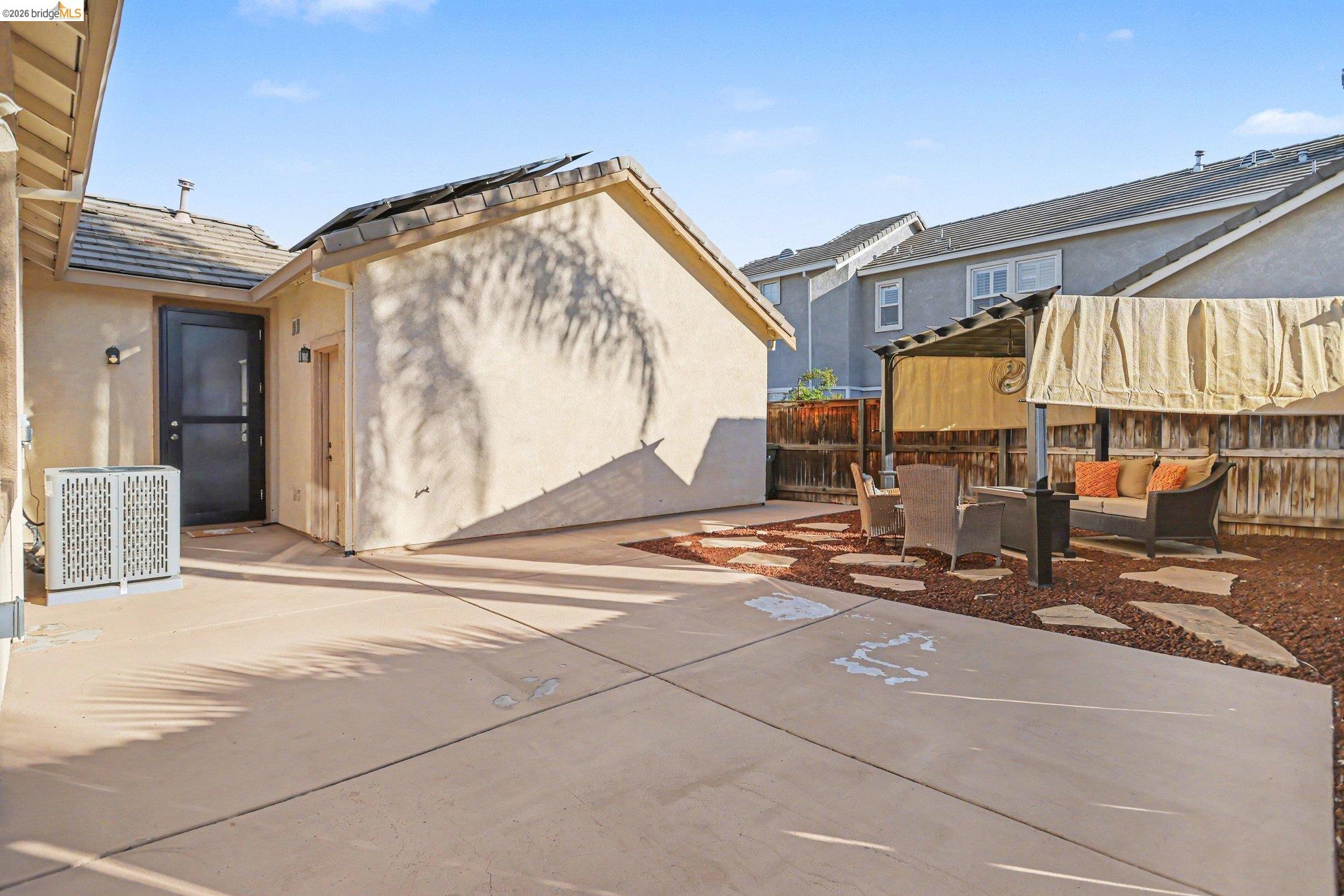 3092 Mills Dr