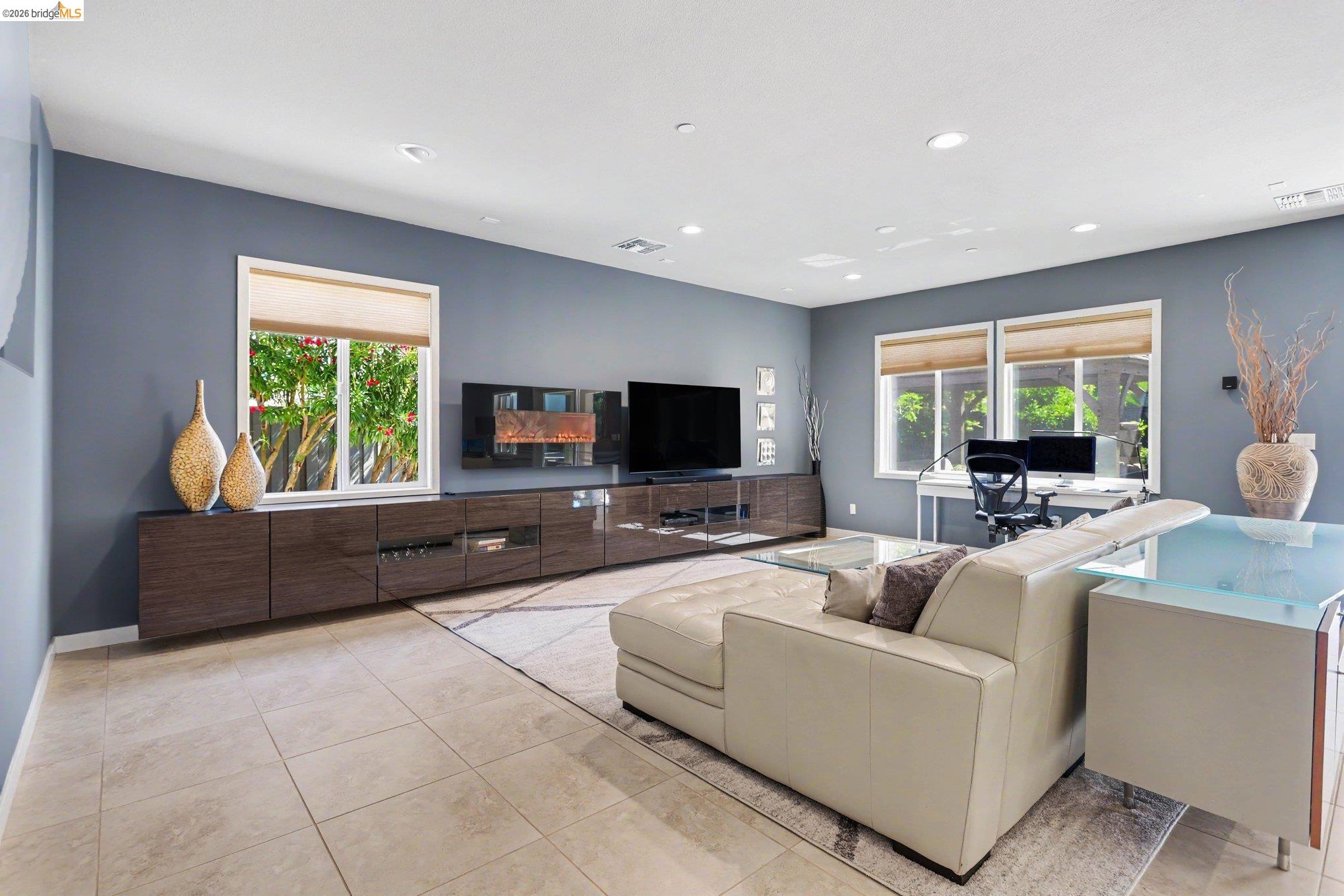 527 Peyton Ct