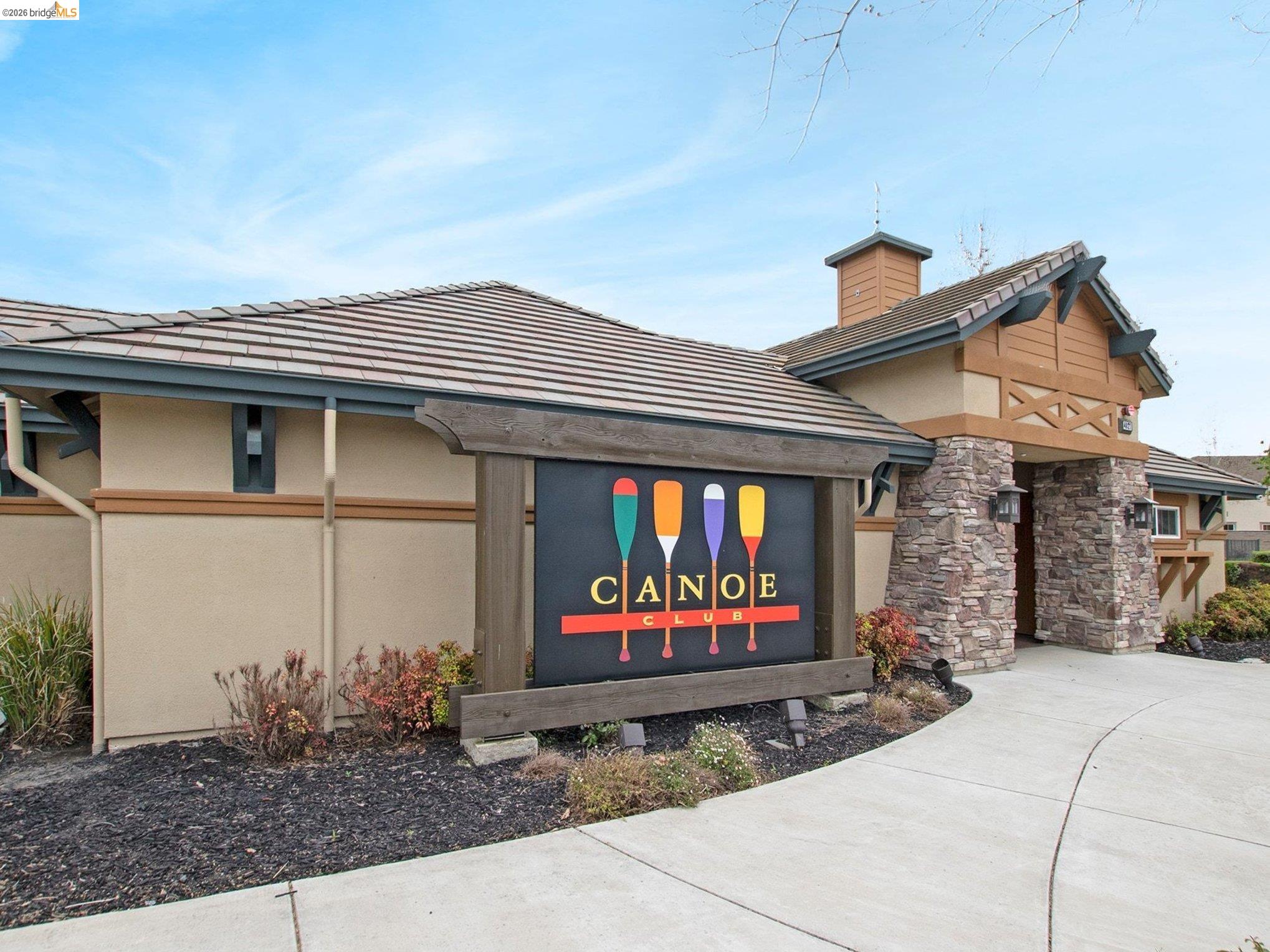 527 Peyton Ct