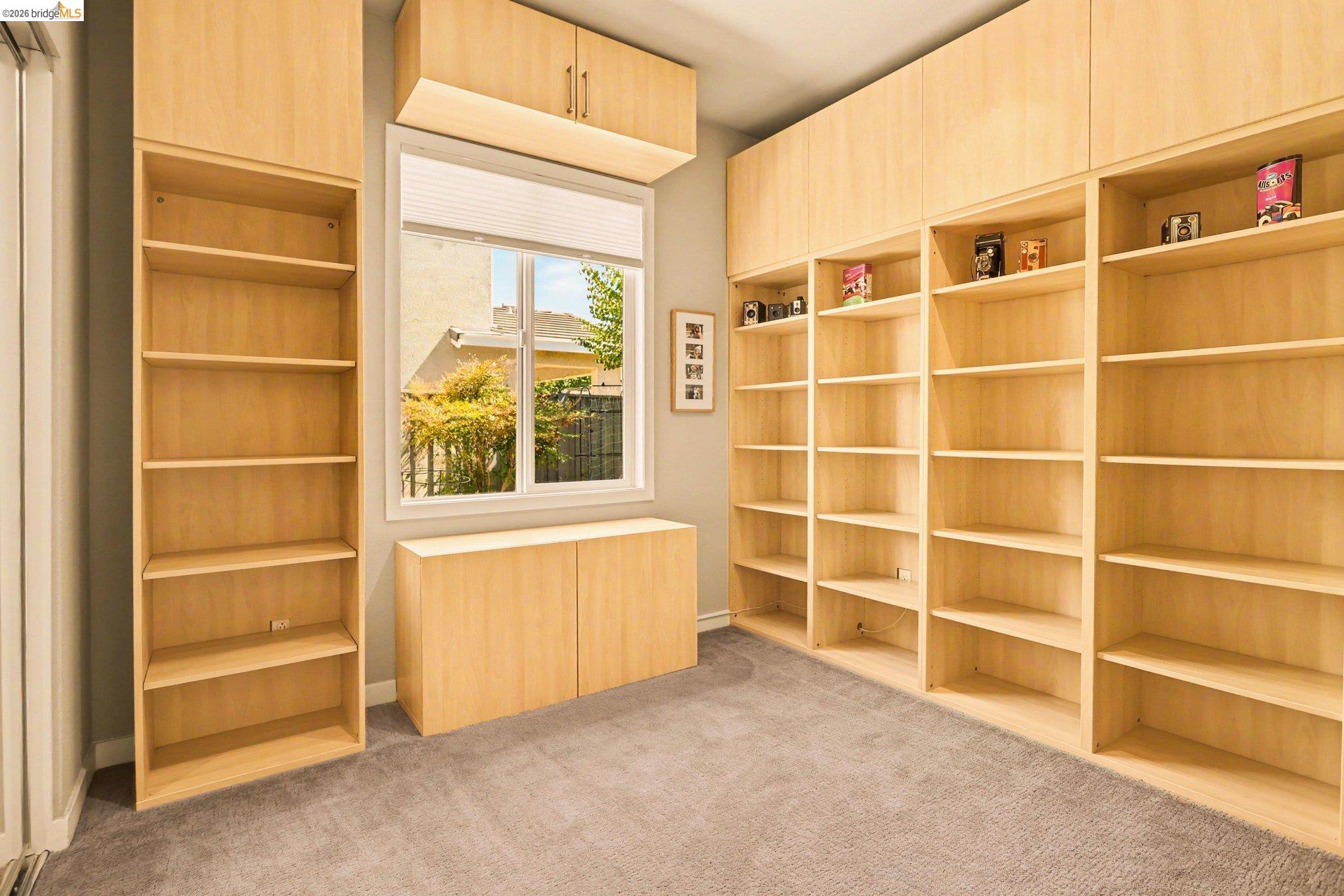 527 Peyton Ct