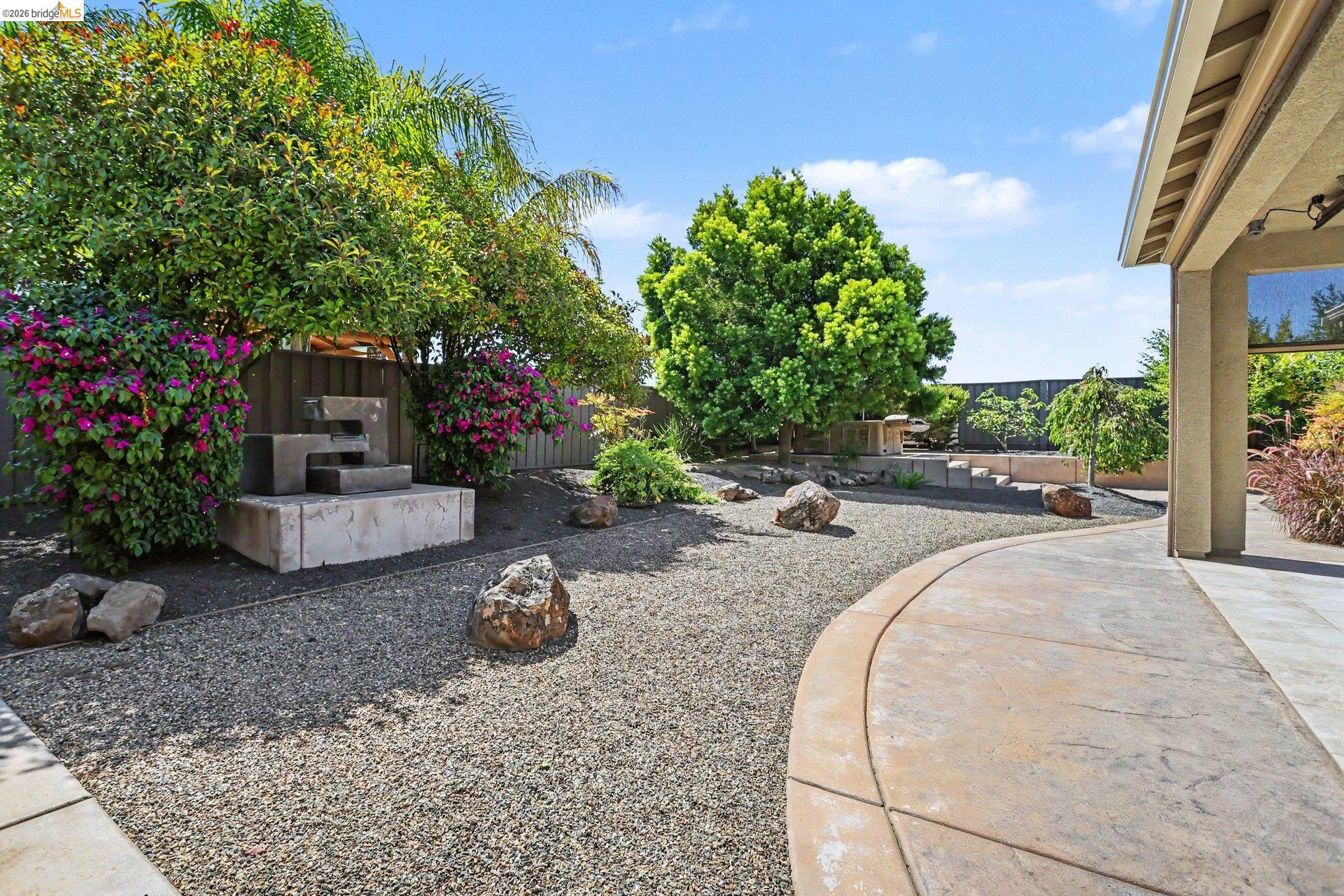 527 Peyton Ct