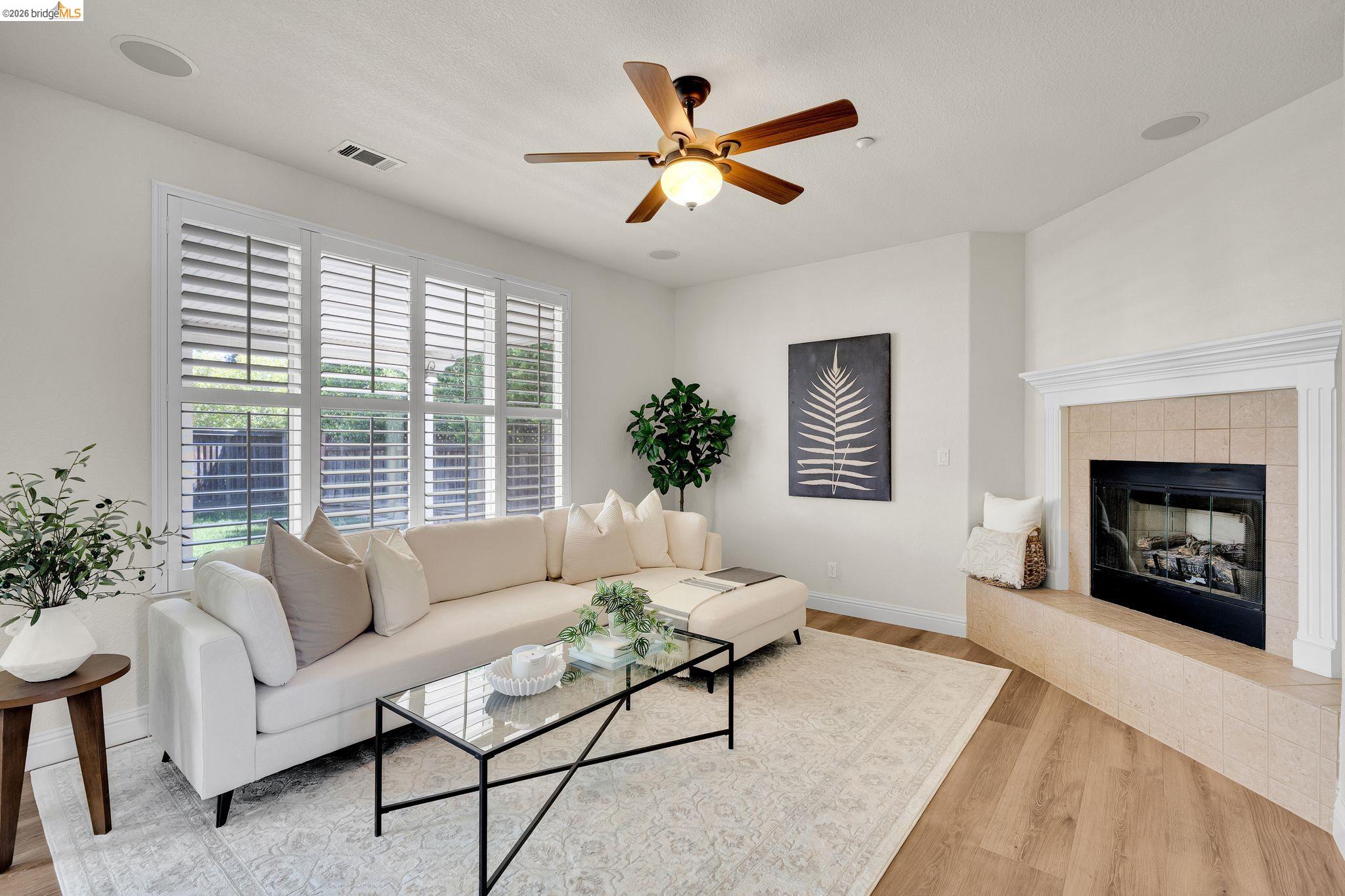 1436 Charisma Way
