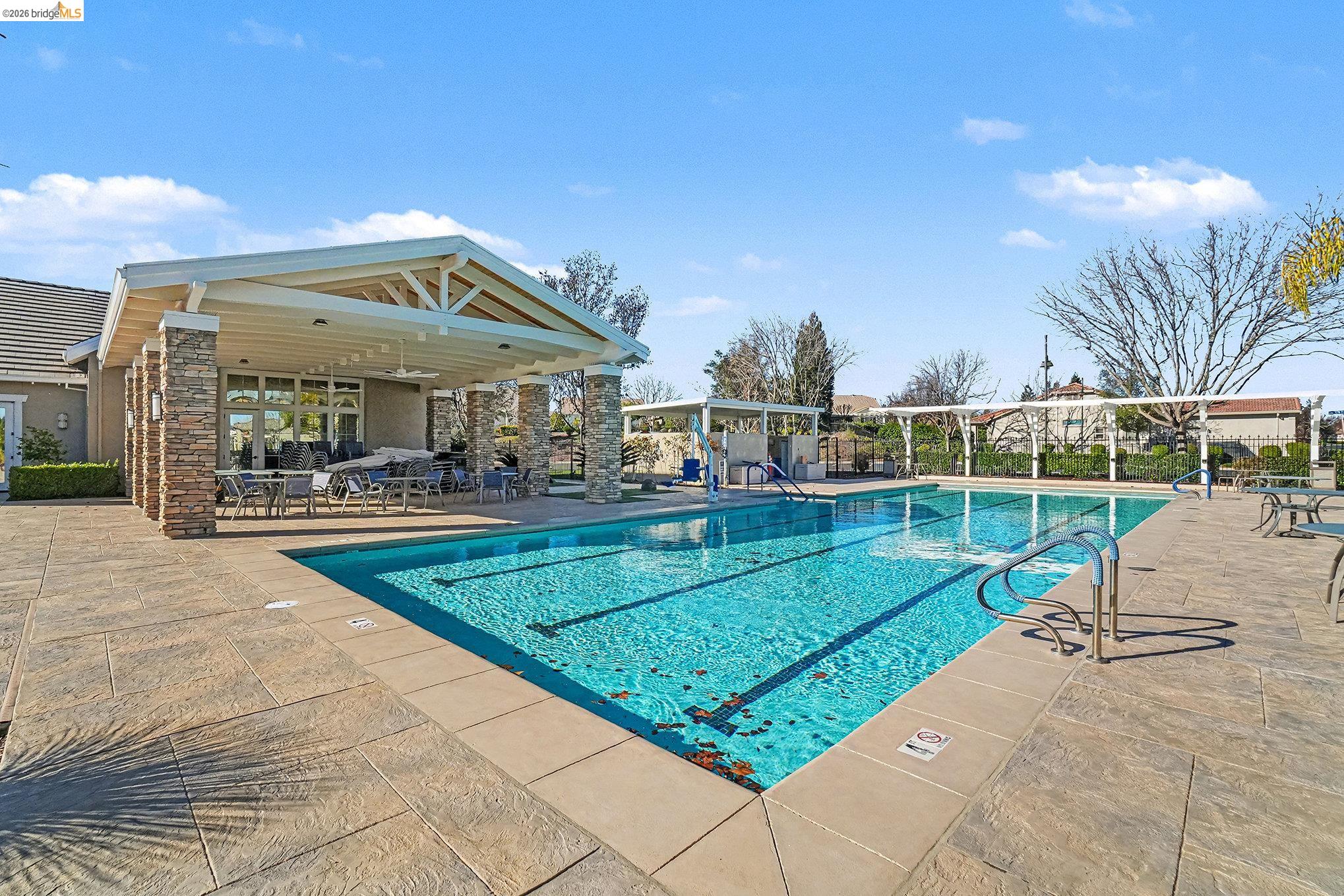 1237 Alderman Ln