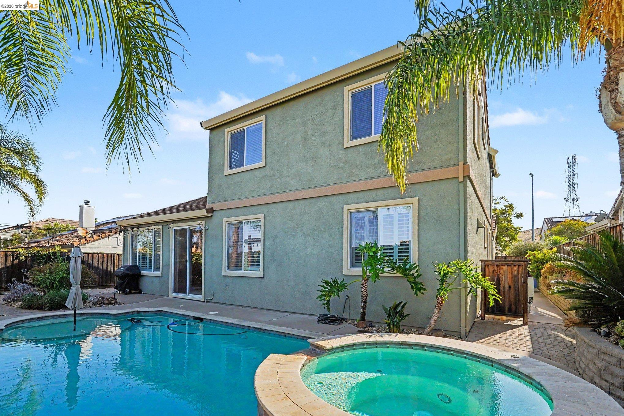 753 Waterville Dr