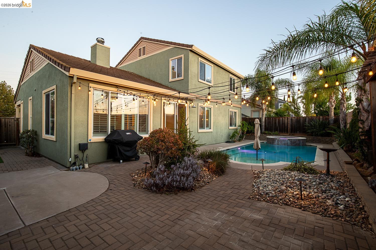 753 Waterville Dr