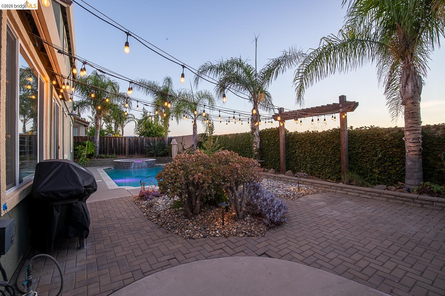 753 Waterville Dr