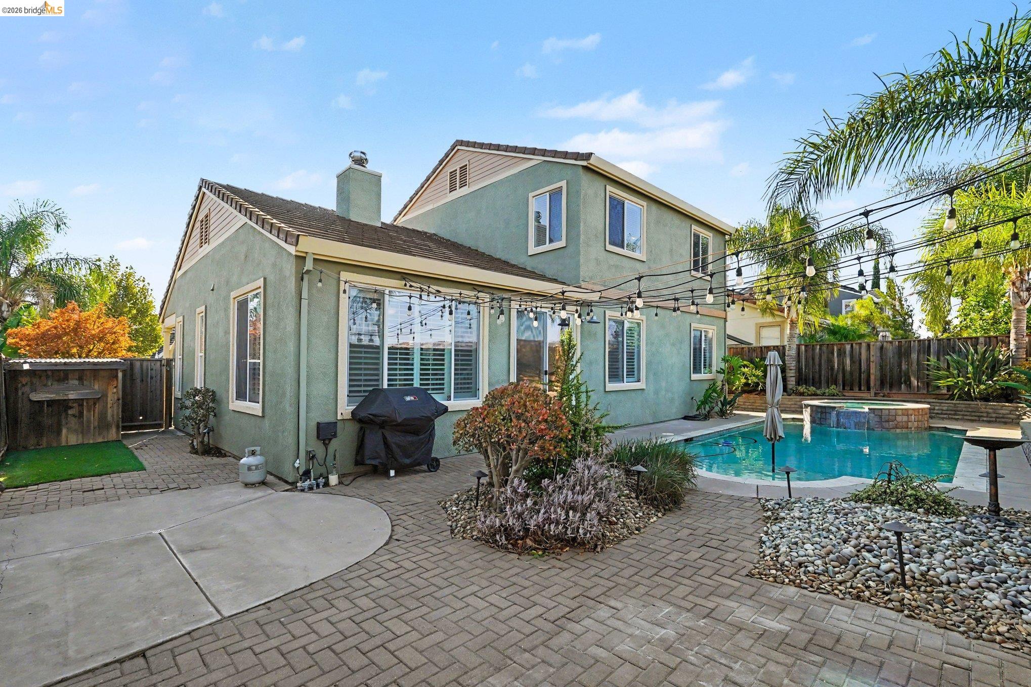 753 Waterville Dr