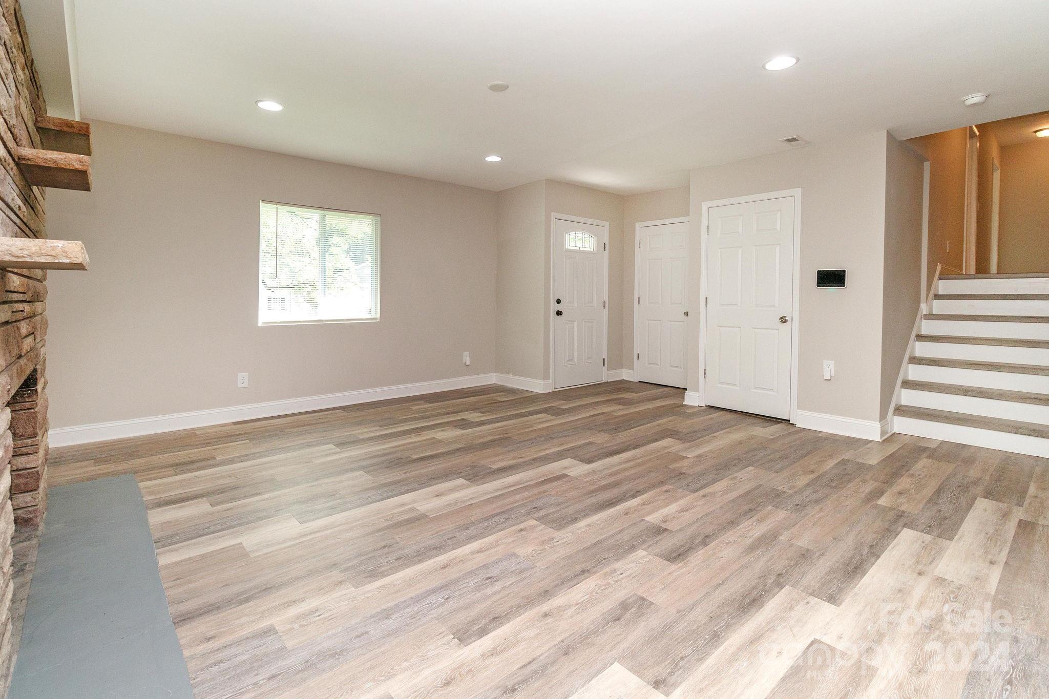 8915 Sharonbrook Drive
