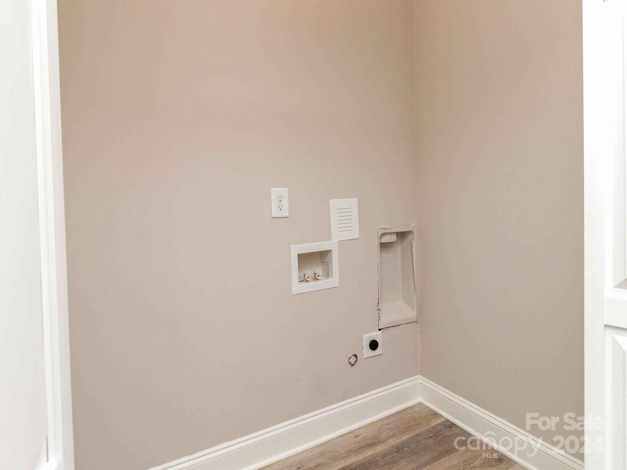 8915 Sharonbrook Drive