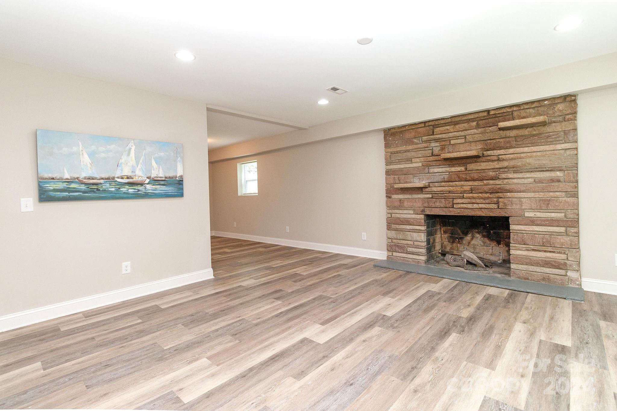 8915 Sharonbrook Drive