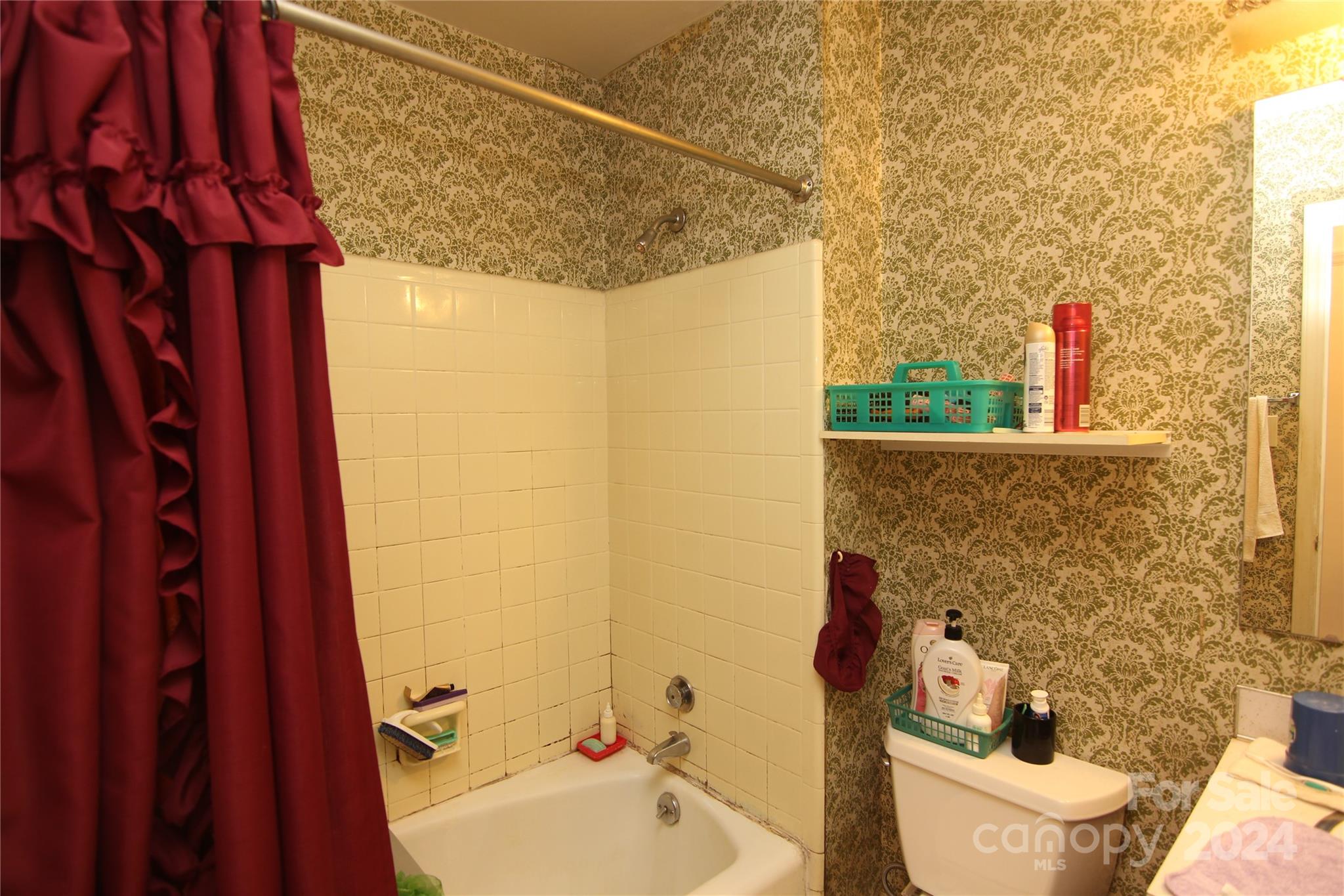 3937 Tamerlane Drive