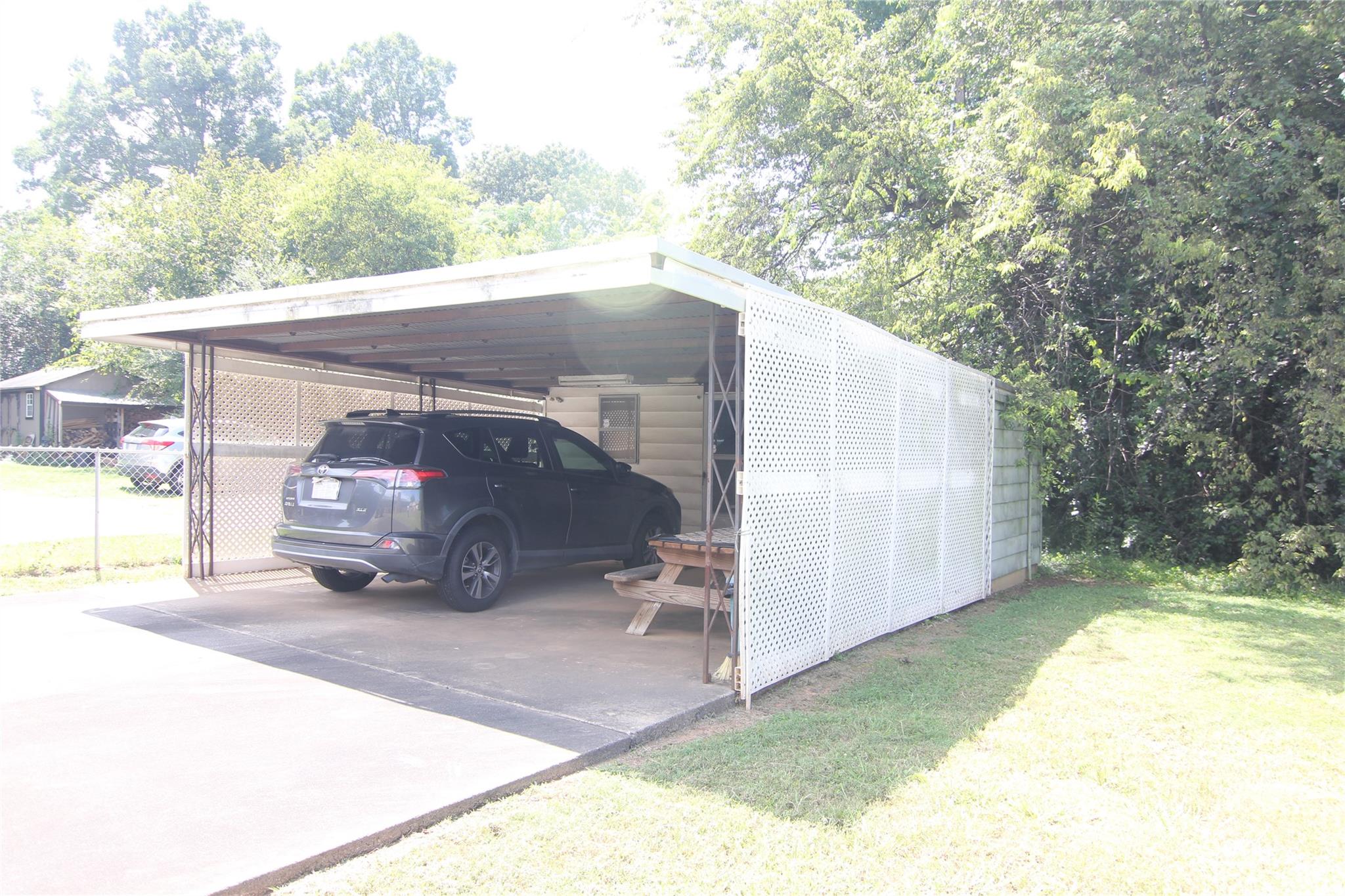 3937 Tamerlane Drive