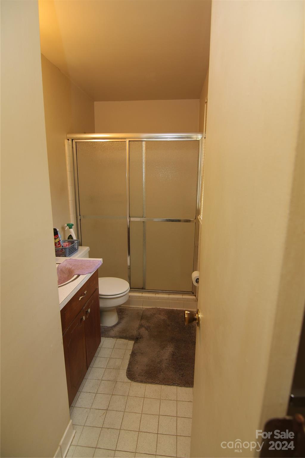 3937 Tamerlane Drive