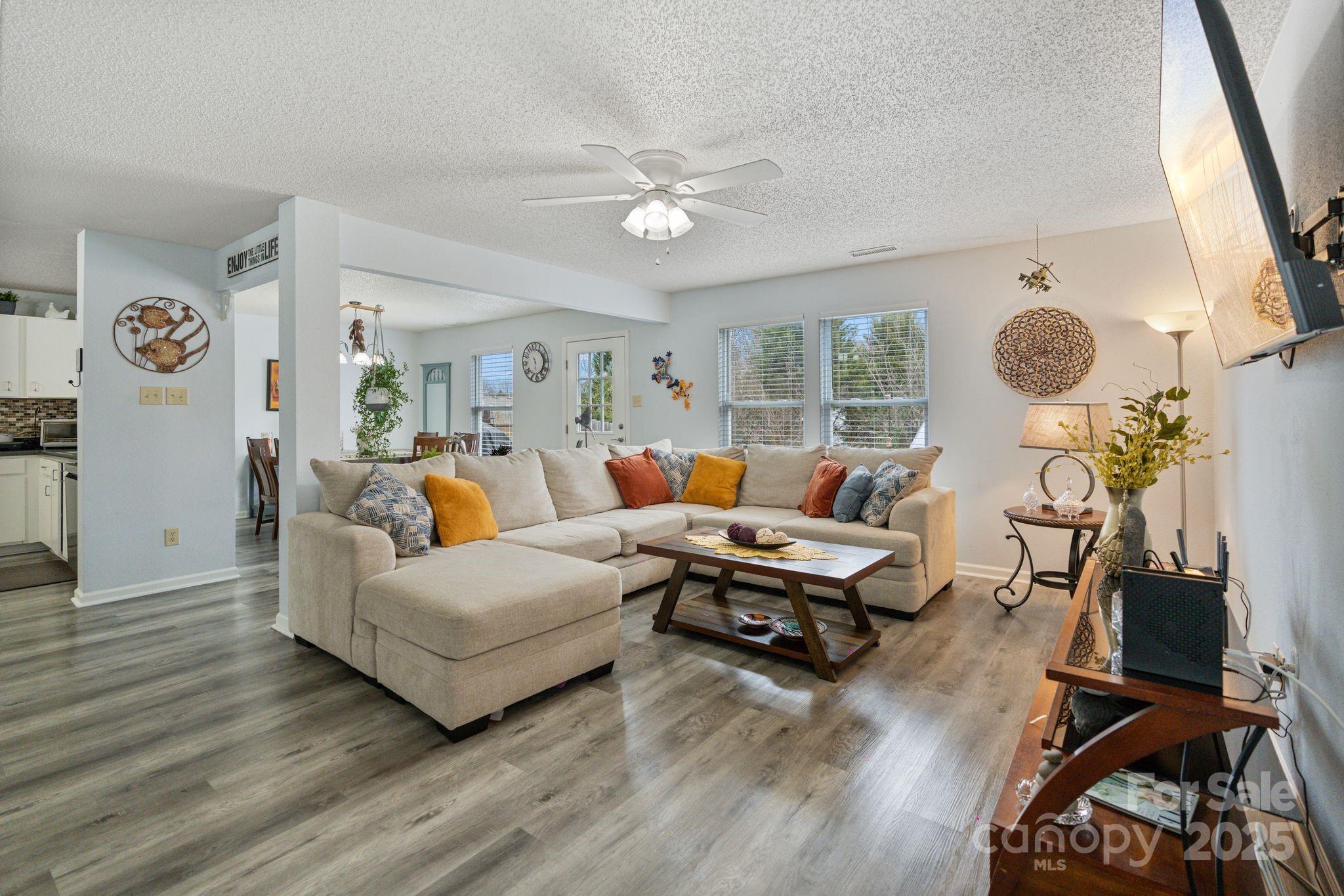 905 Littleton Drive