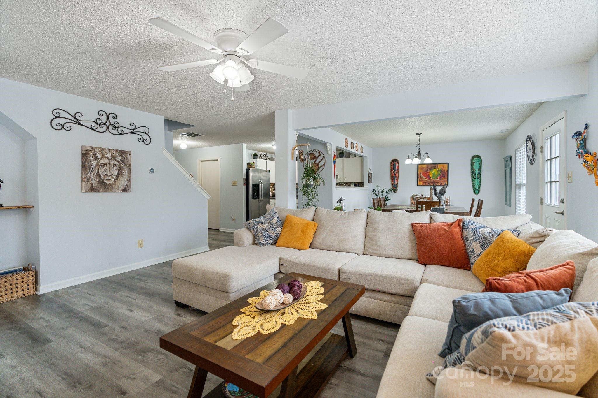 905 Littleton Drive