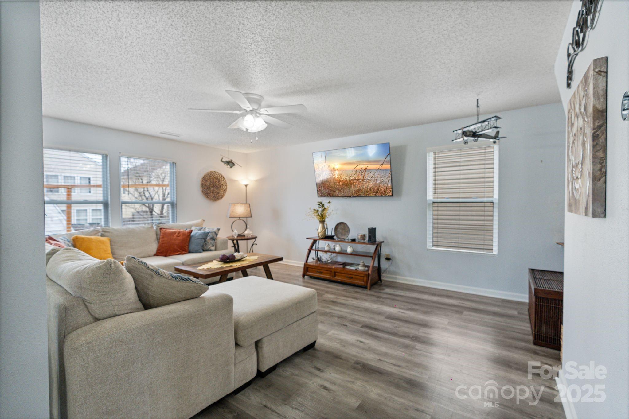 905 Littleton Drive