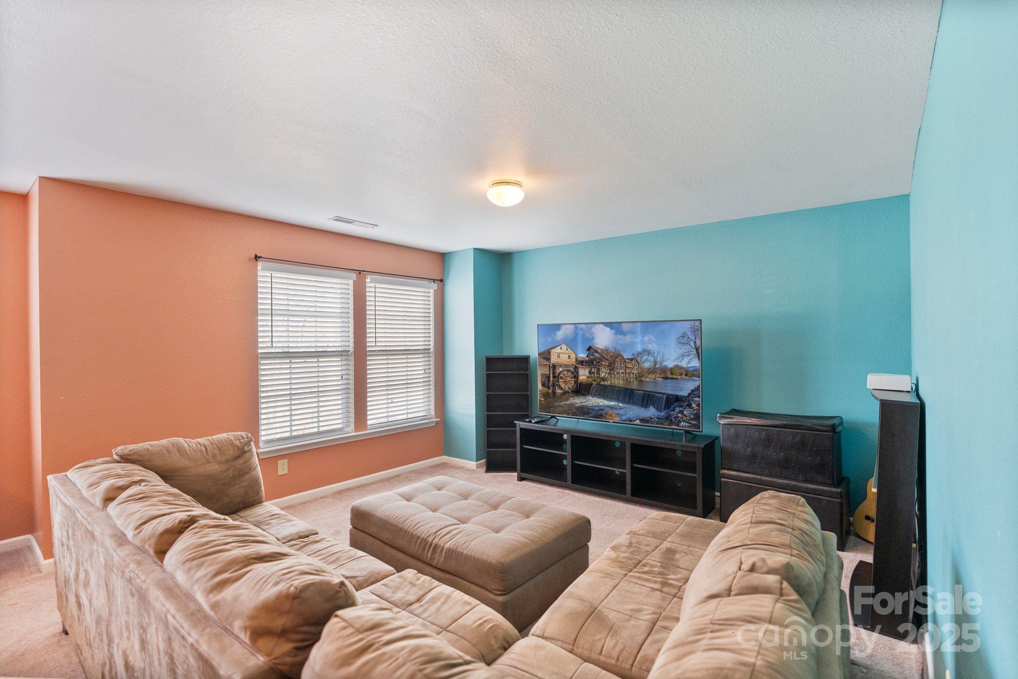 3247 Bamburgh Court
